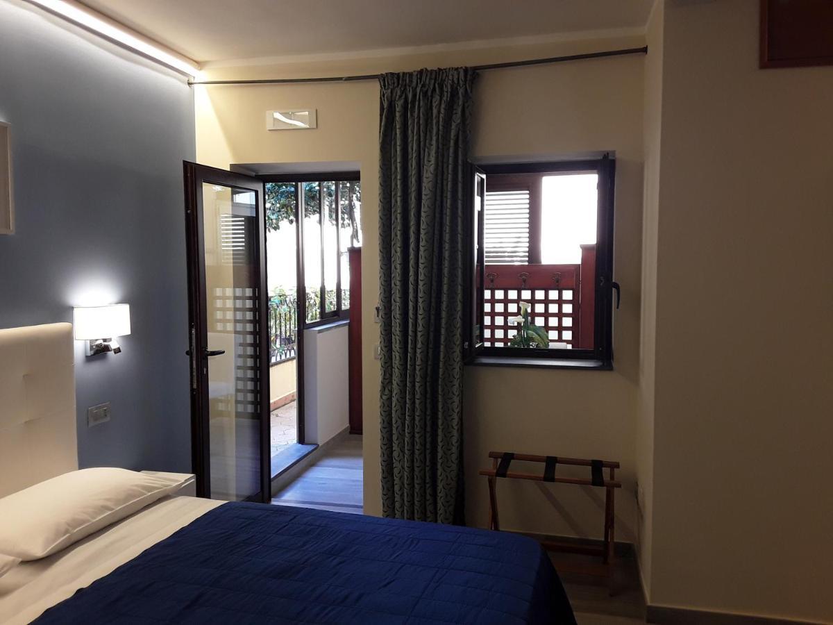 Al Castello B&B 밀라초 외부 사진