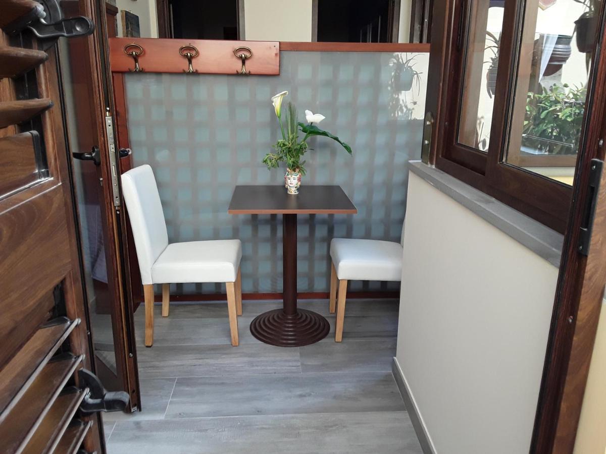 Al Castello B&B 밀라초 외부 사진