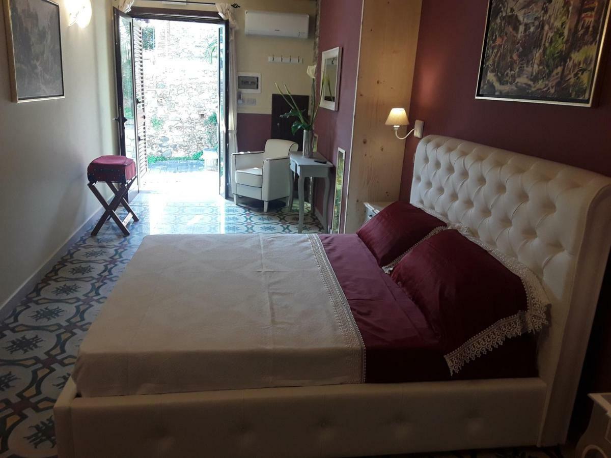 Al Castello B&B 밀라초 외부 사진