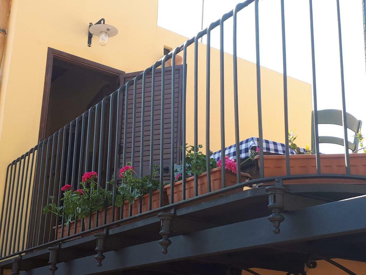 Al Castello B&B 밀라초 외부 사진