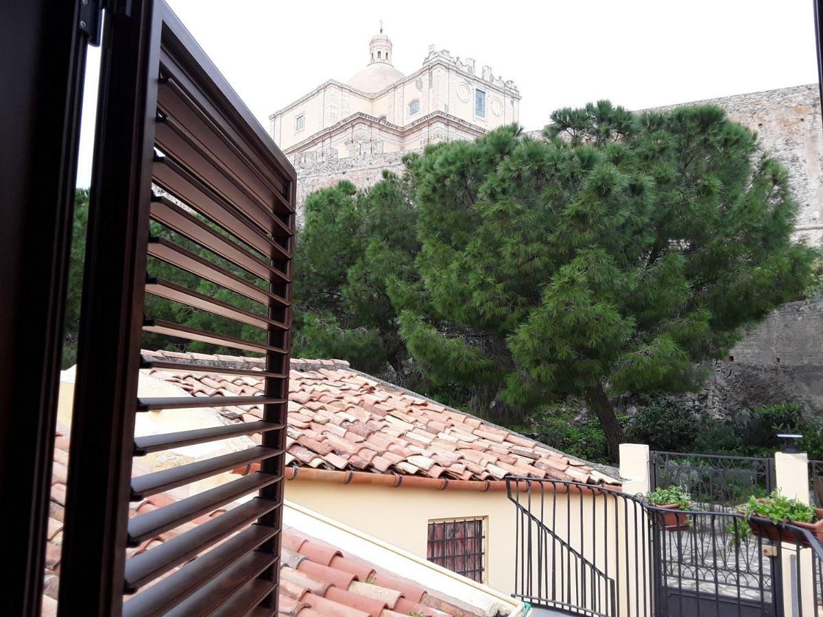 Al Castello B&B 밀라초 외부 사진