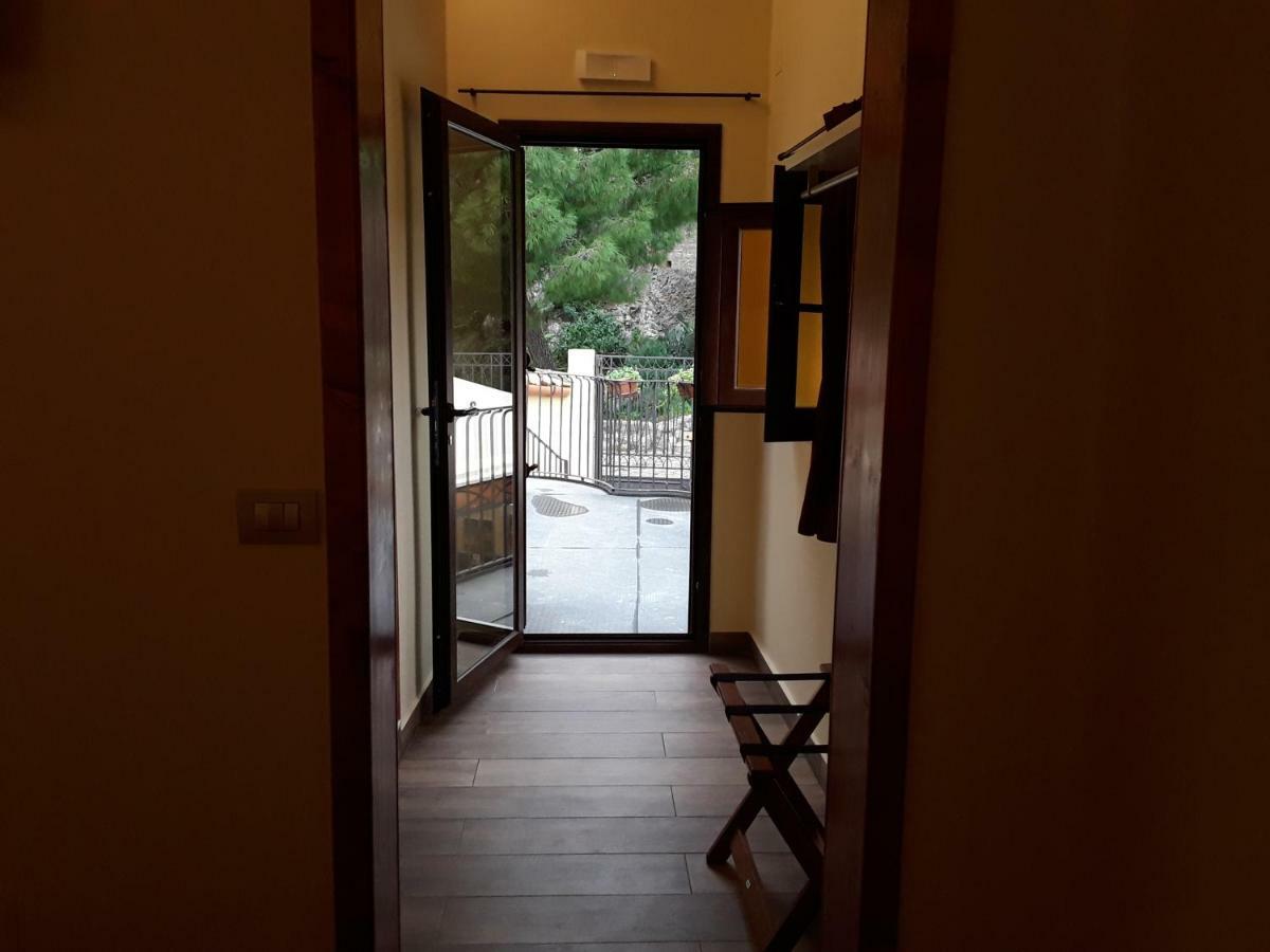 Al Castello B&B 밀라초 외부 사진